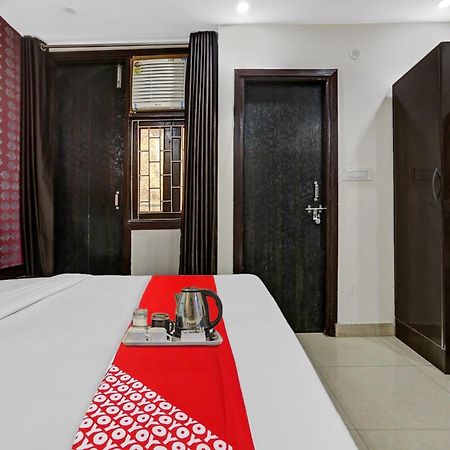 Hotel O Hotel Blue Orchid Yeni Delhi Dış mekan fotoğraf
