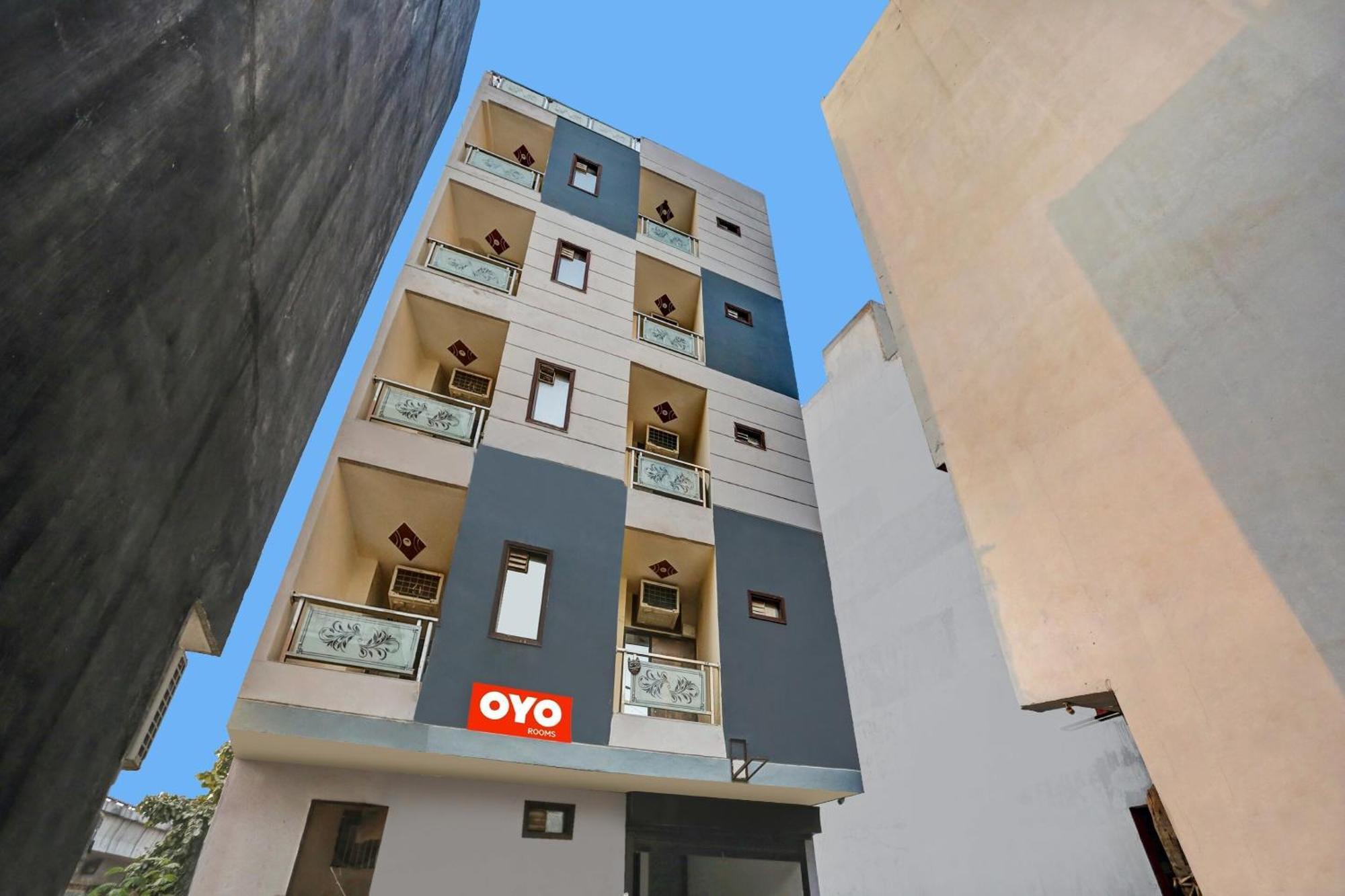 Hotel O Hotel Blue Orchid Yeni Delhi Dış mekan fotoğraf